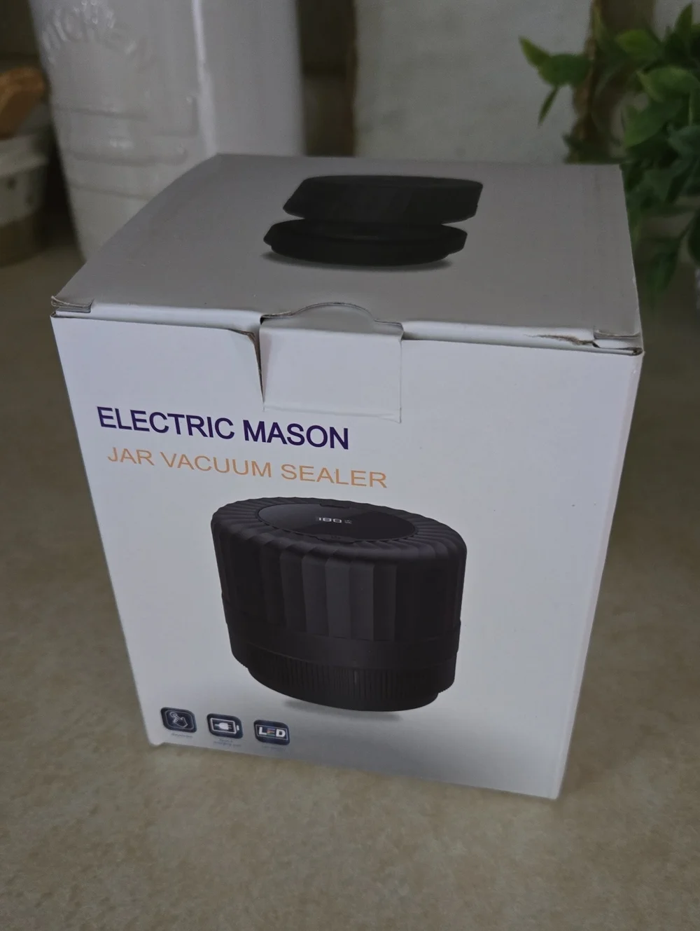 Electric Mason Jar Vacuum Sealer - Black